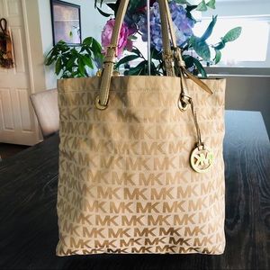 Michael Kors Shoulder Tote